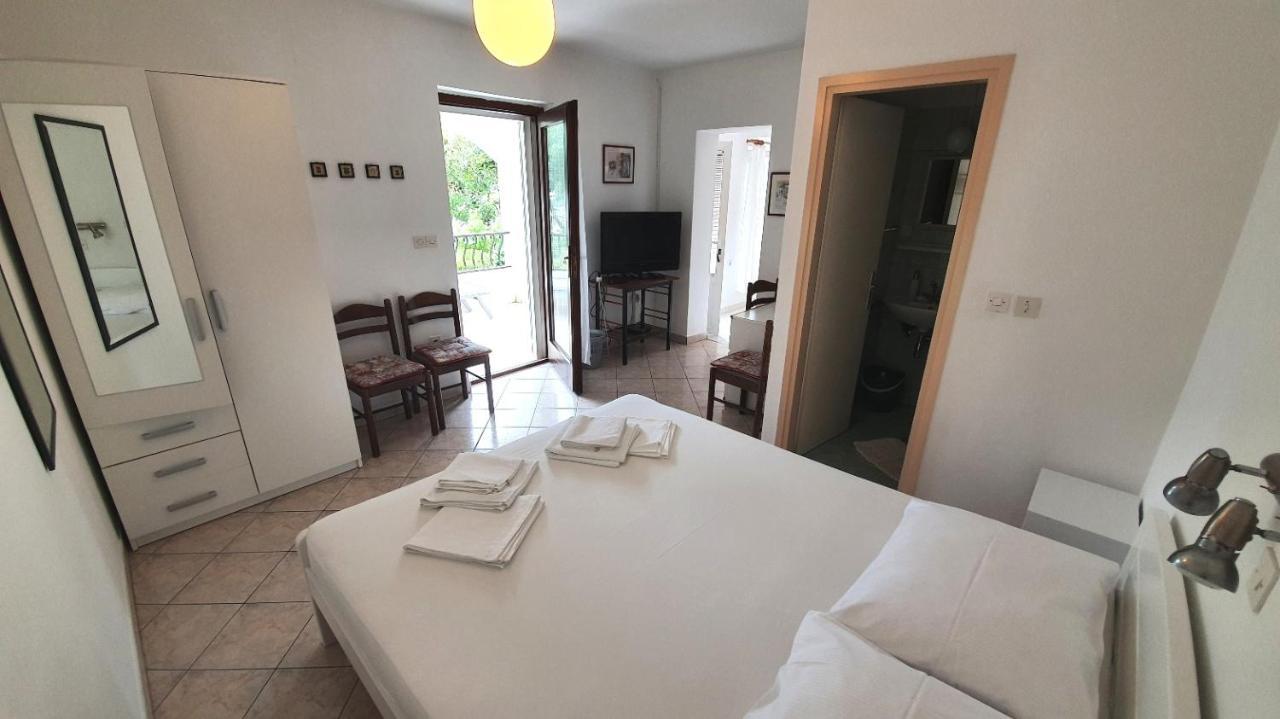 Apartments Dora Banjol Dış mekan fotoğraf