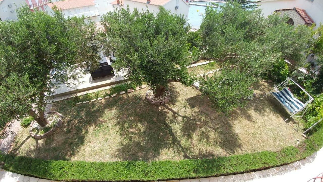 Apartments Dora Banjol Dış mekan fotoğraf